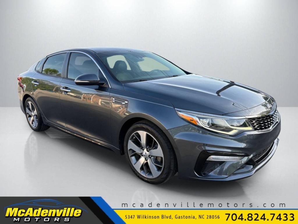 2020 Kia Optima Image 1