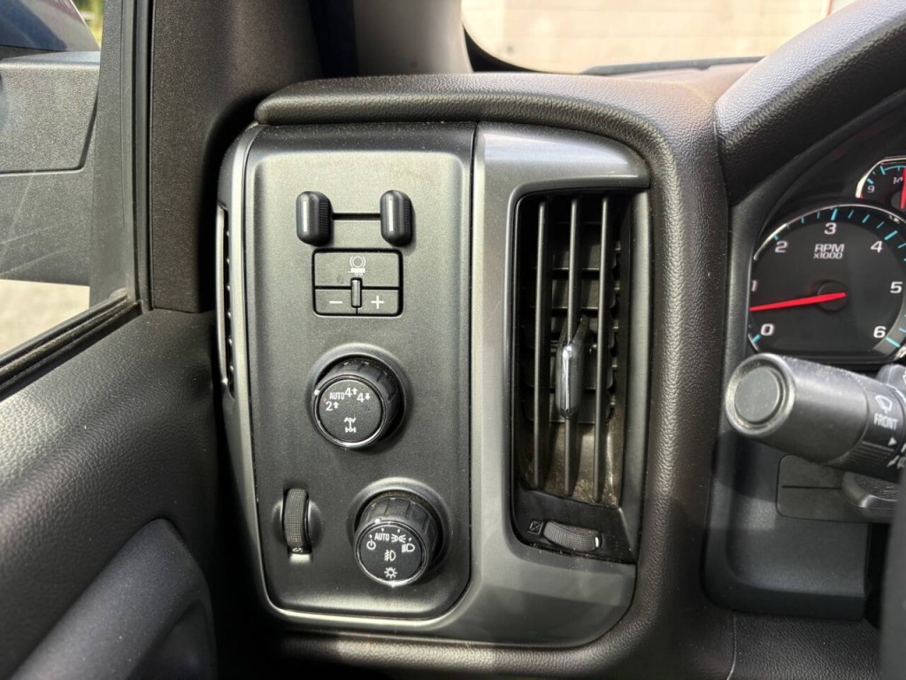 2019 Chevrolet Silverado 1500 Image 12