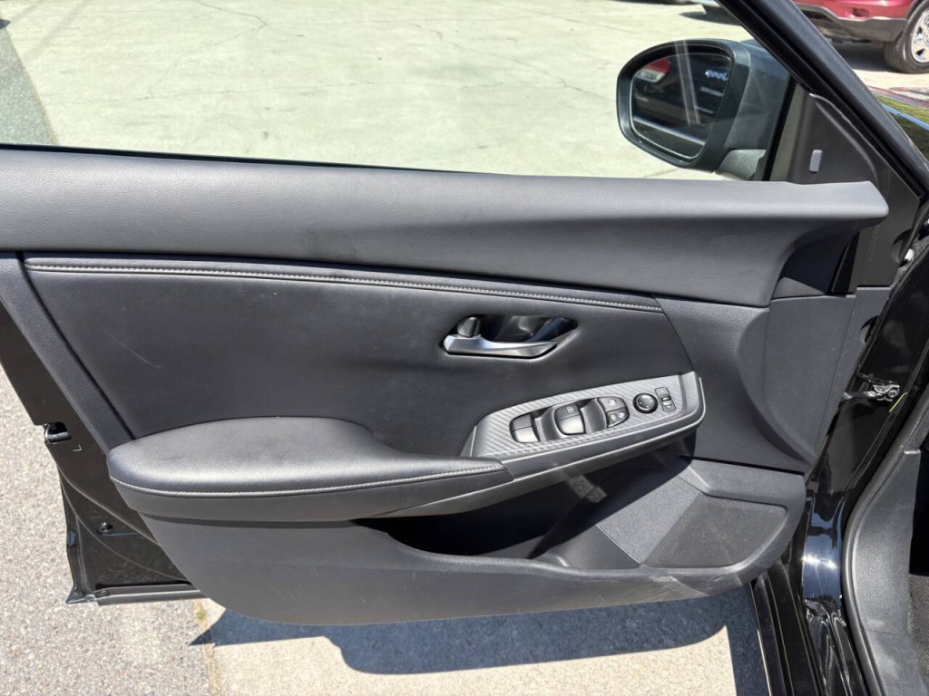 2022 Nissan Sentra Image 9