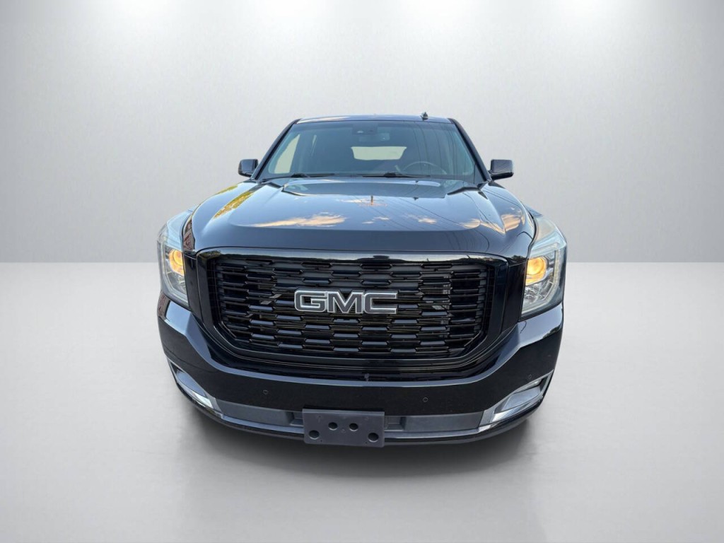 2016 GMC Yukon Image 2