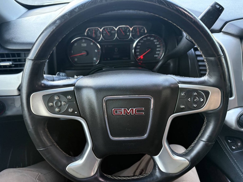 2016 GMC Yukon Image 12