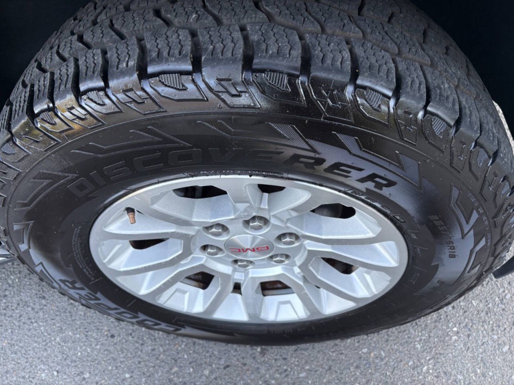 2016 GMC Yukon Image 31