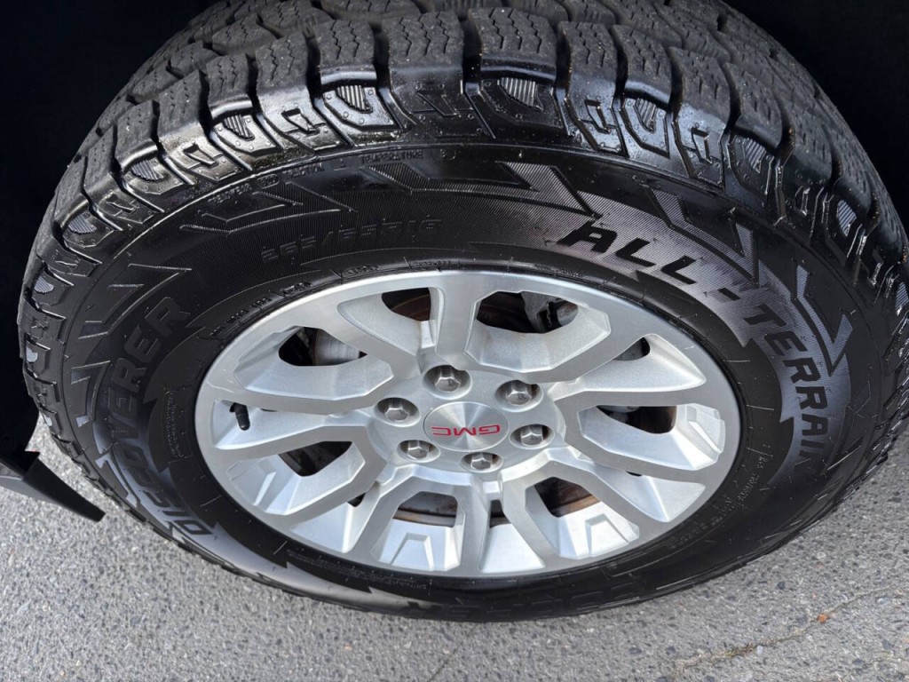 2016 GMC Yukon Image 34