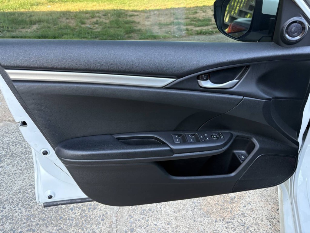 2021 Honda Civic Image 9