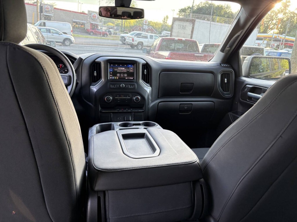 2020 Chevrolet Silverado 1500 Image 18