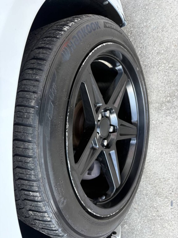 2019 Chrysler 300 Image 31