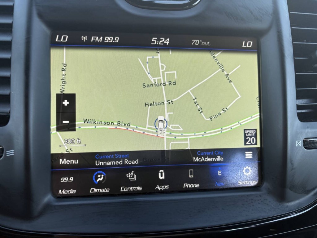 2023 Chrysler 300 Image 20