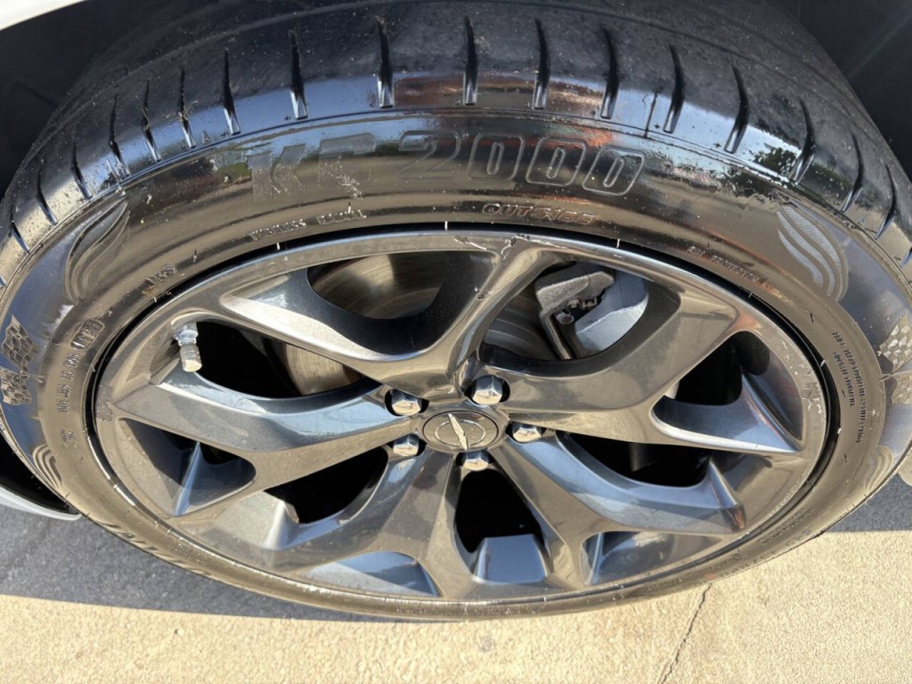 2023 Chrysler 300 Image 37