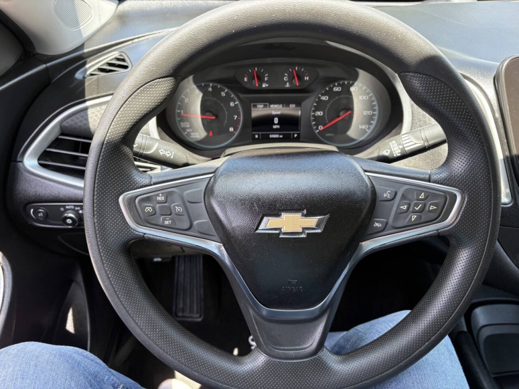 2020 Chevrolet Malibu Image 12