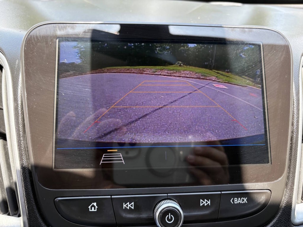 2020 Chevrolet Malibu Image 19
