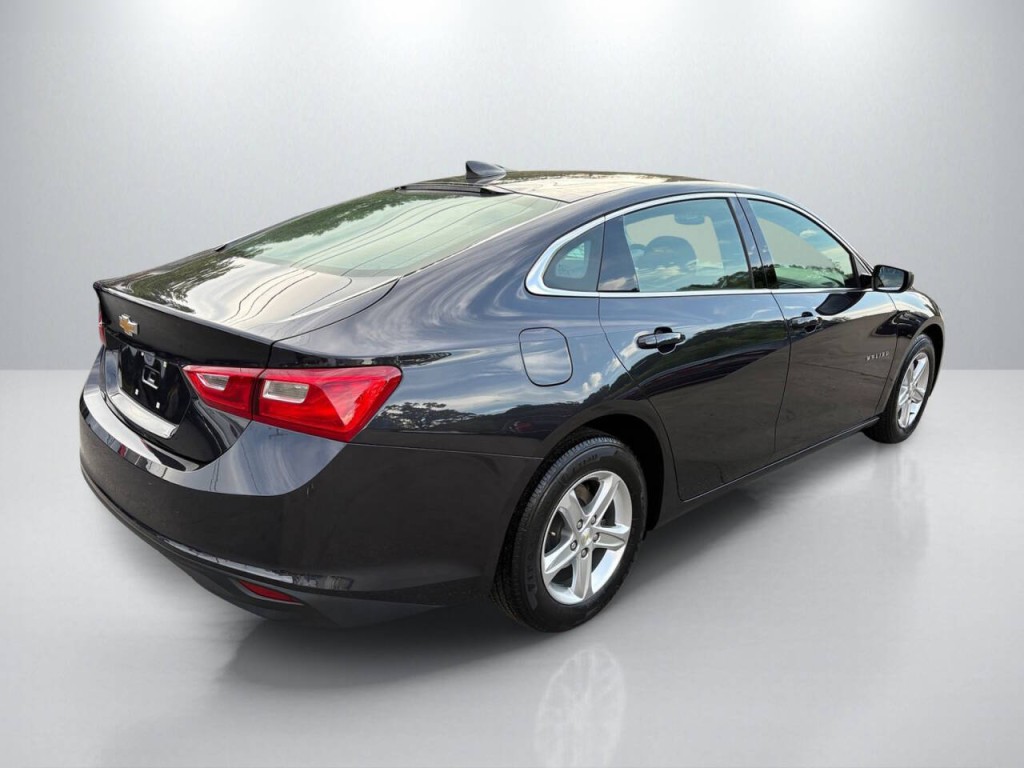2022 Chevrolet Malibu Image 5