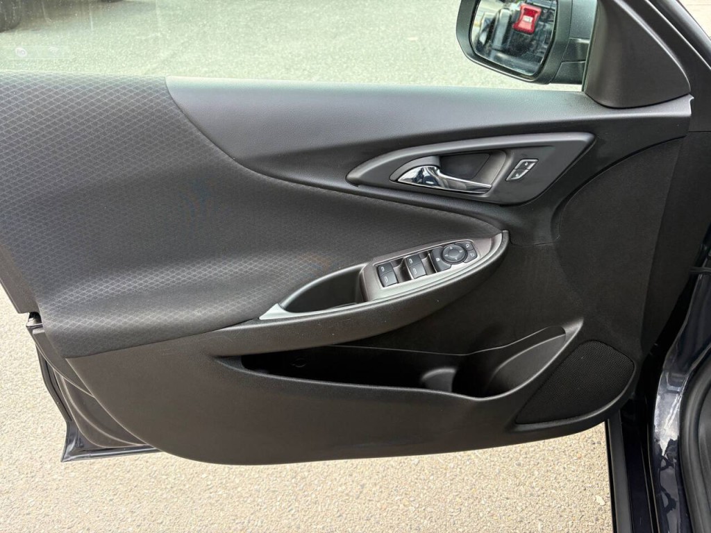 2022 Chevrolet Malibu Image 7
