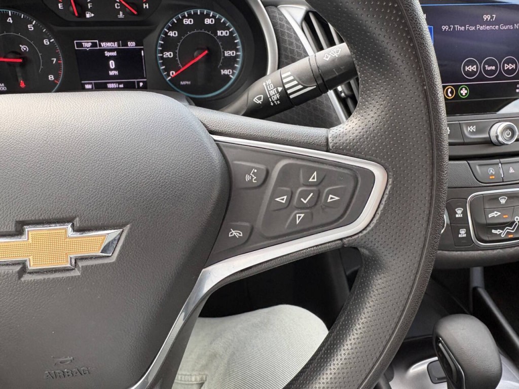 2022 Chevrolet Malibu Image 11