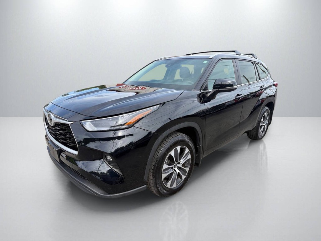 2023 Toyota Highlander Image 3
