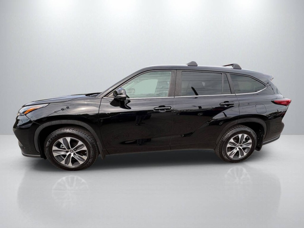 2023 Toyota Highlander Image 4