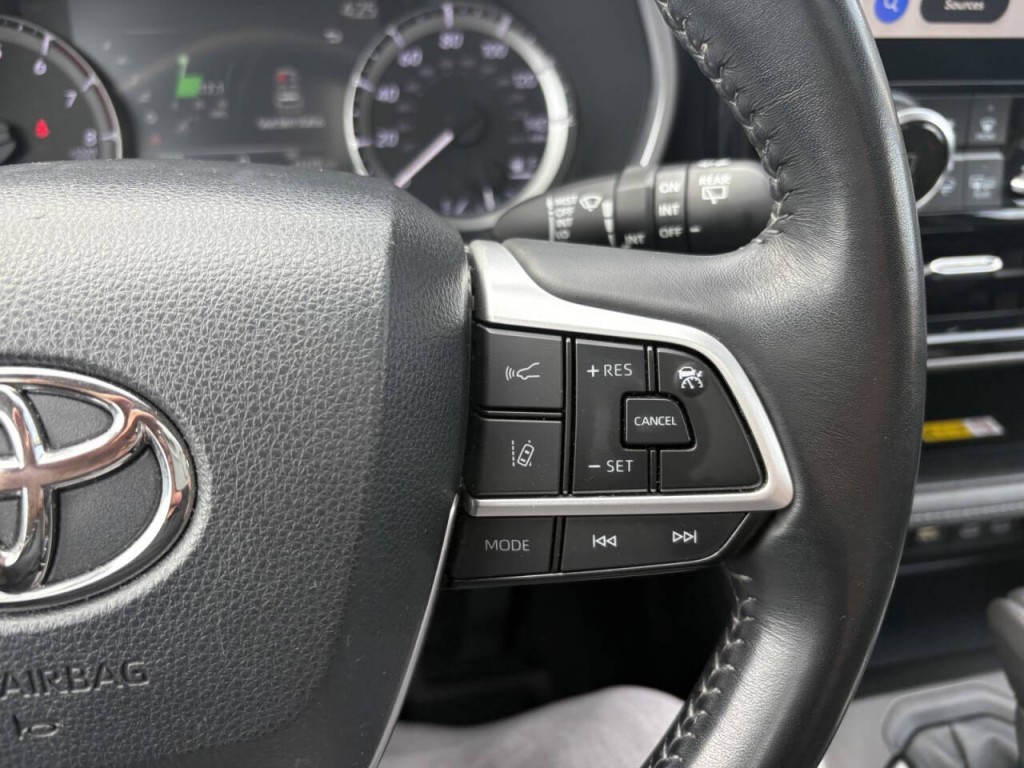 2023 Toyota Highlander Image 13