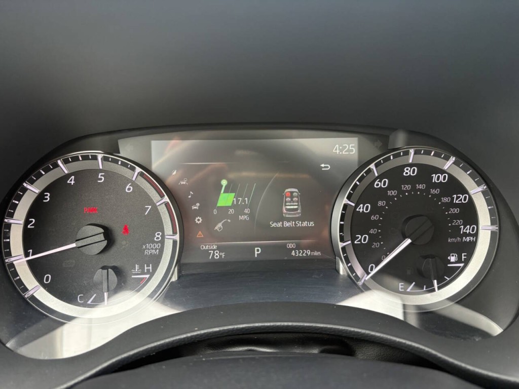 2023 Toyota Highlander Image 15