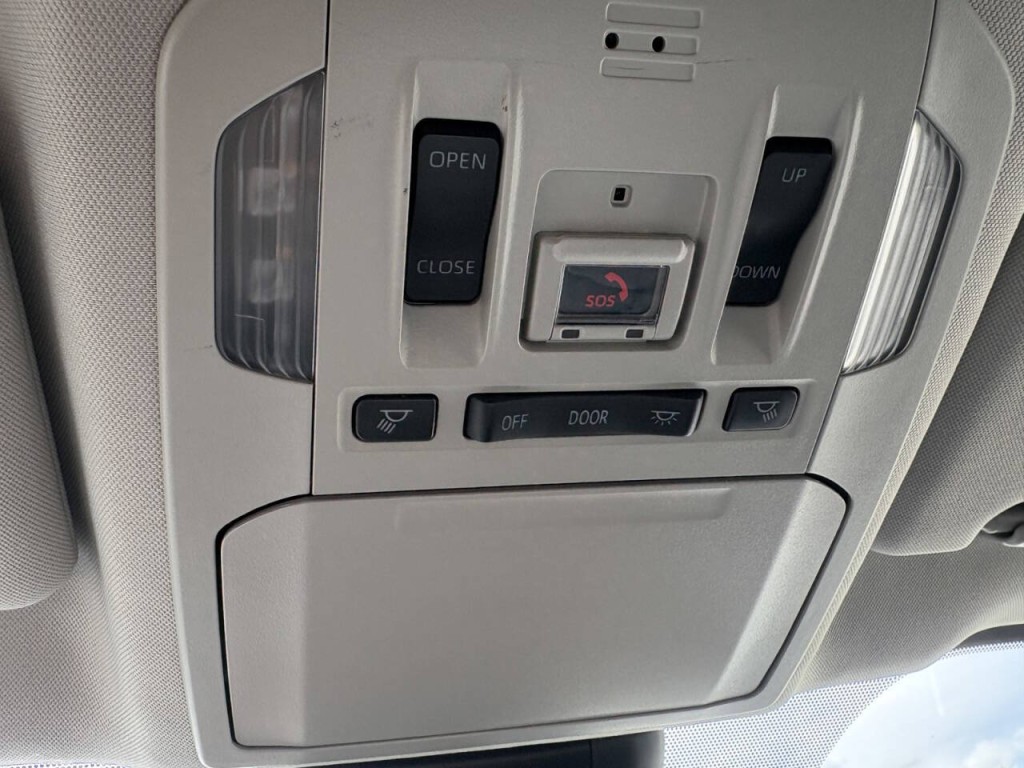 2023 Toyota Highlander Image 21