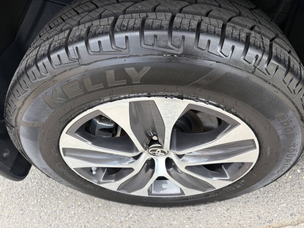 2023 Toyota Highlander Image 37