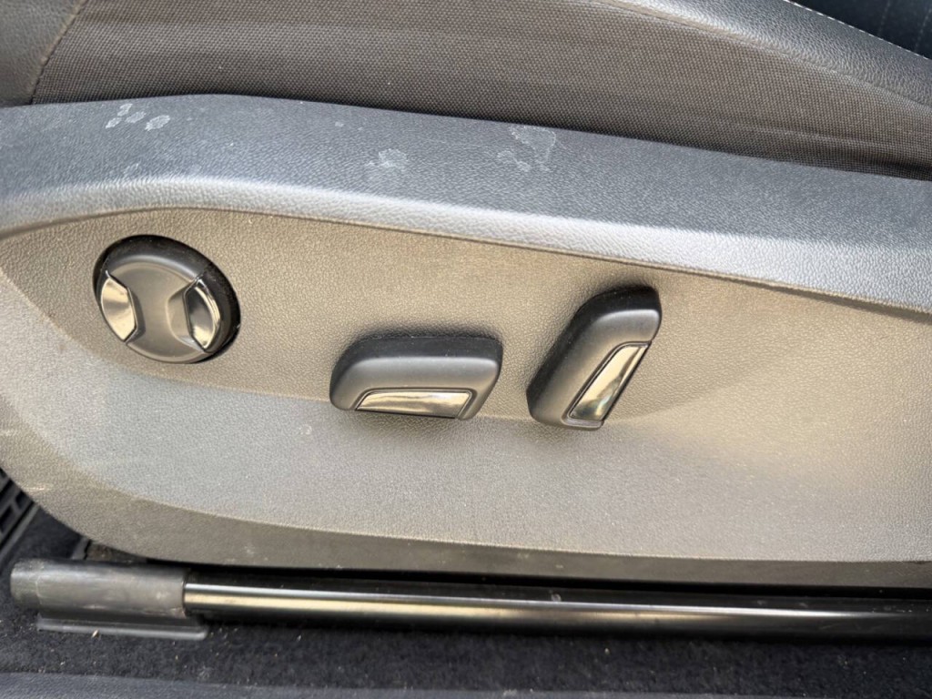 2022 Volkswagen Tiguan Image 17