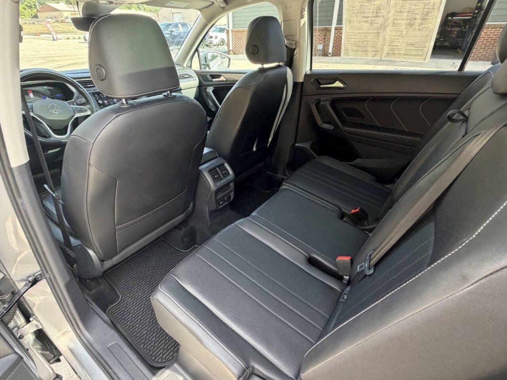 2022 Volkswagen Tiguan Image 33