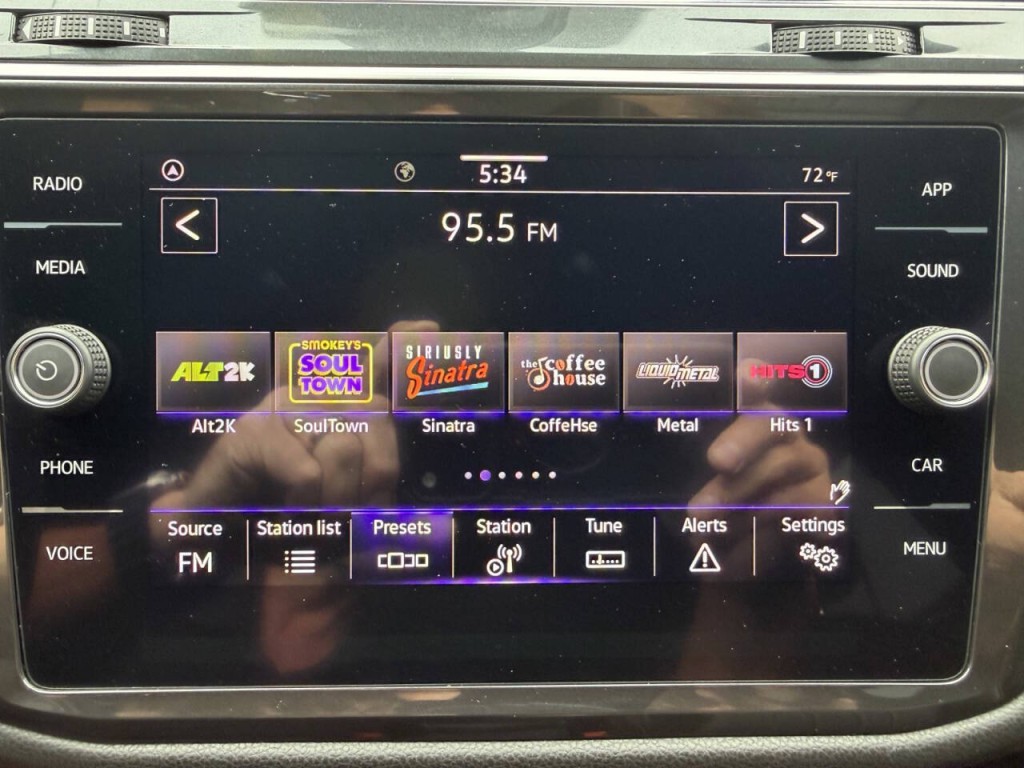 2022 Volkswagen Tiguan Image 27