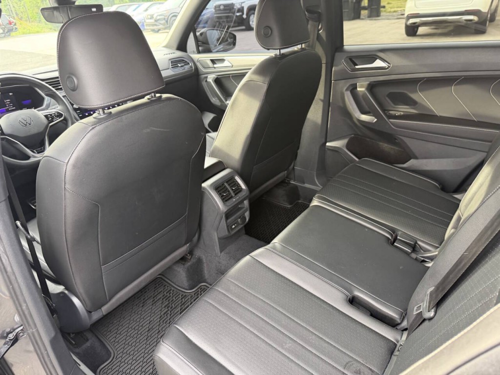 2022 Volkswagen Tiguan Image 35
