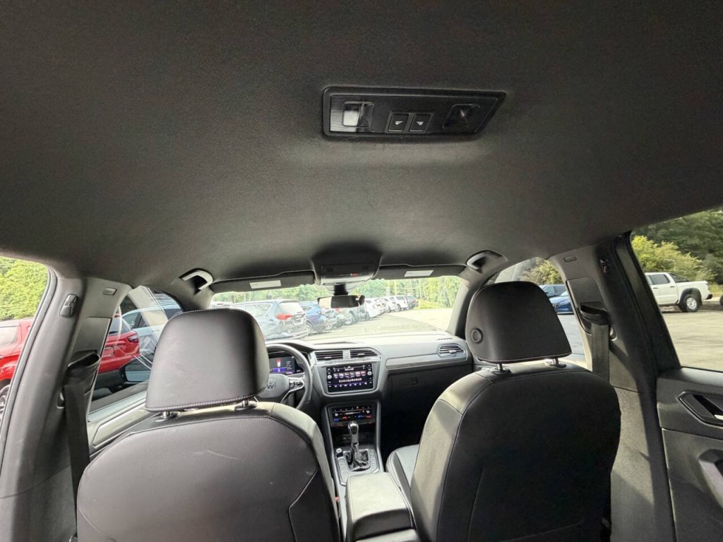 2022 Volkswagen Tiguan Image 37