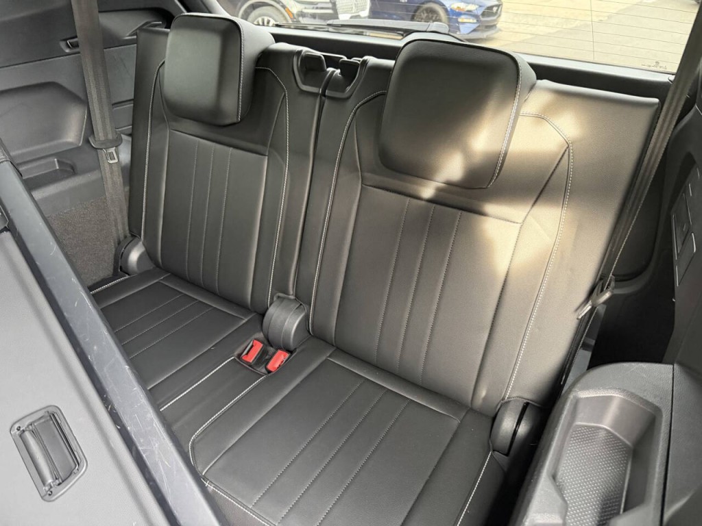 2022 Volkswagen Tiguan Image 38