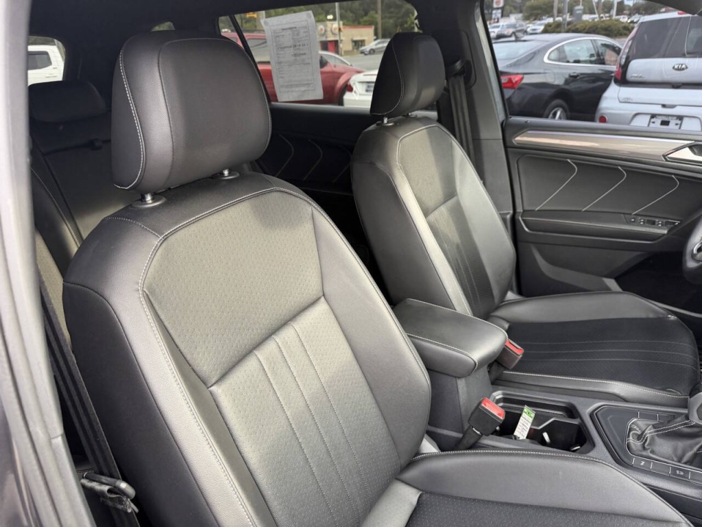 2022 Volkswagen Tiguan Image 48