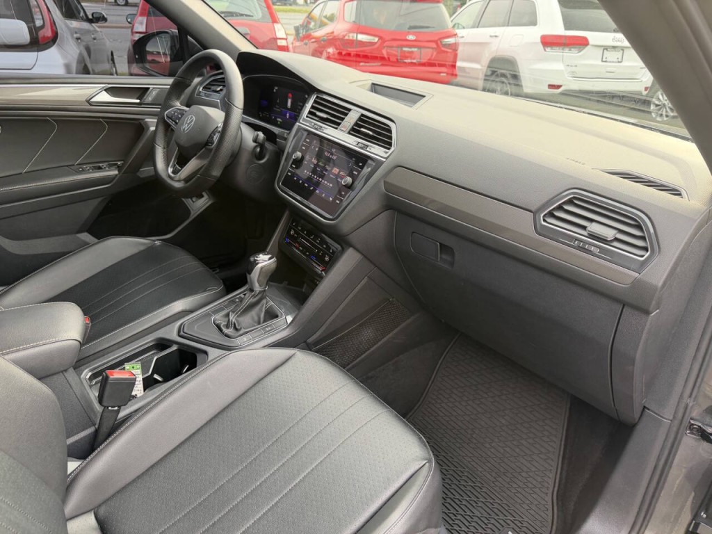 2022 Volkswagen Tiguan Image 49