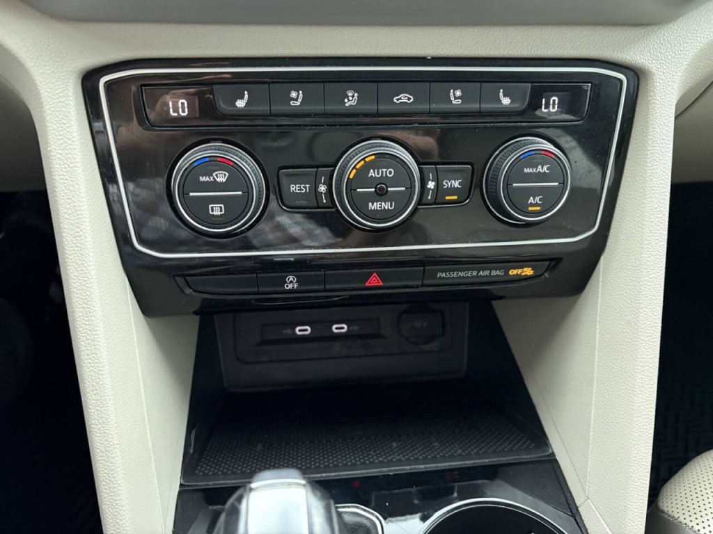 2021 Volkswagen Atlas Image 21