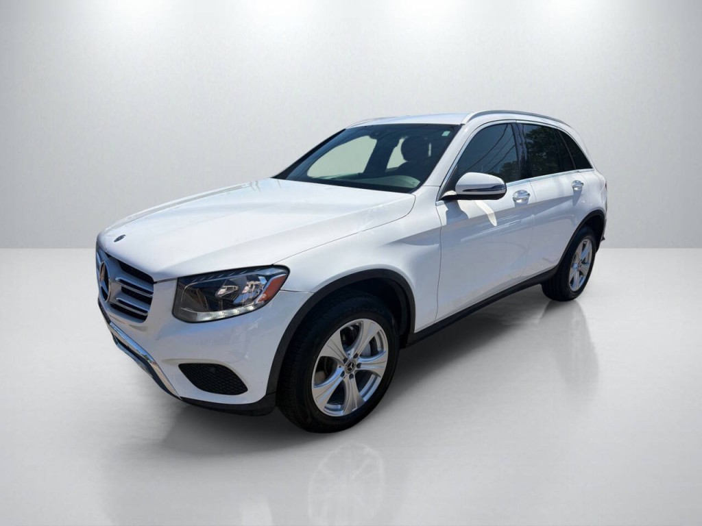 2017 Mercedes-Benz GLC-Class Image 3