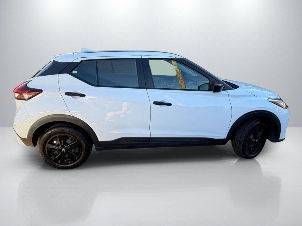 2021 Nissan Kicks Image 8