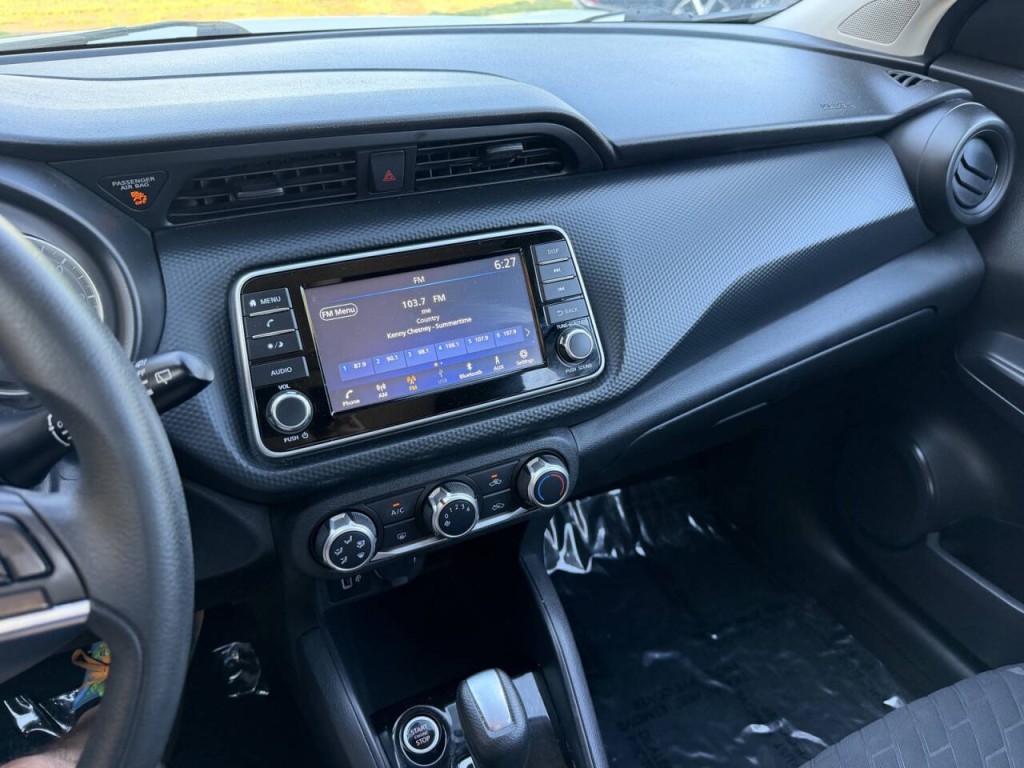 2021 Nissan Kicks Image 21