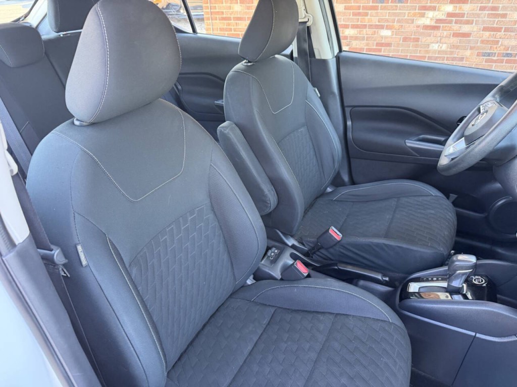 2021 Nissan Kicks Image 38