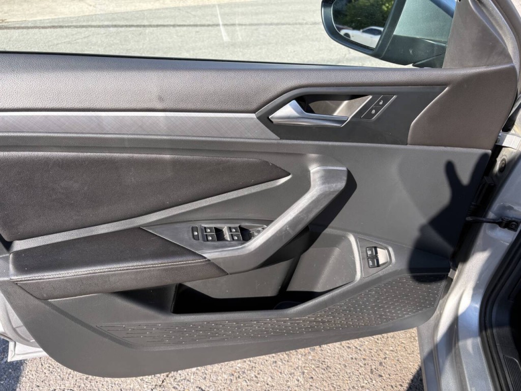 2023 Volkswagen Jetta Image 10