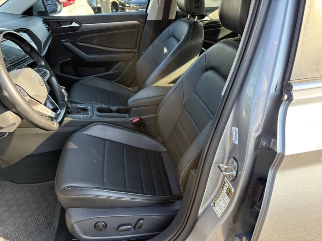 2023 Volkswagen Jetta Image 11