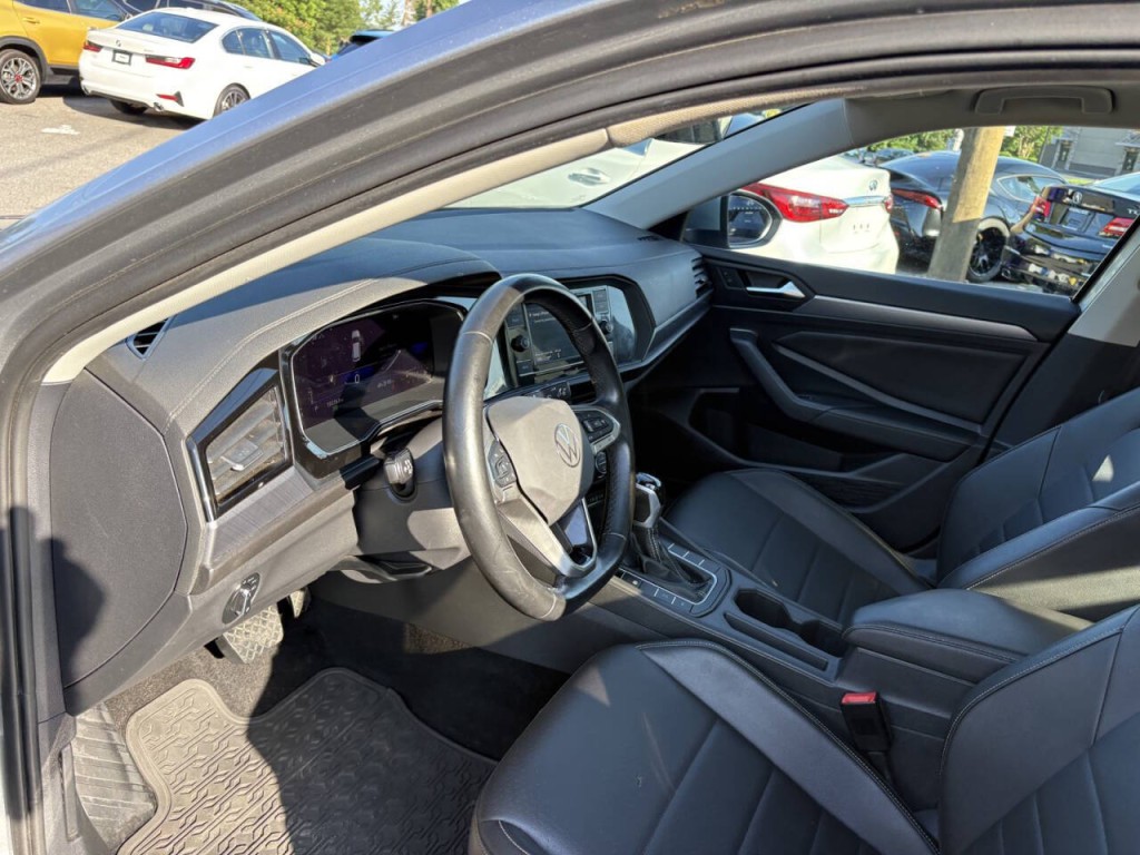 2023 Volkswagen Jetta Image 12