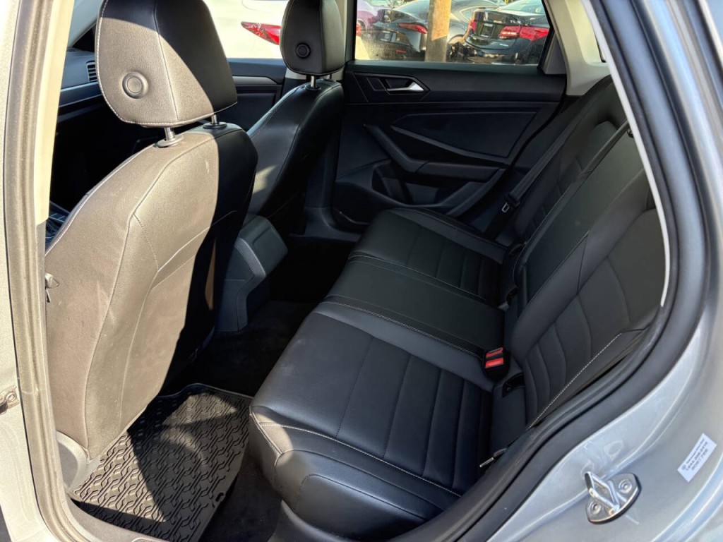 2023 Volkswagen Jetta Image 23