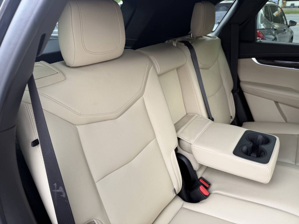 2019 Cadillac XT5 Image 41