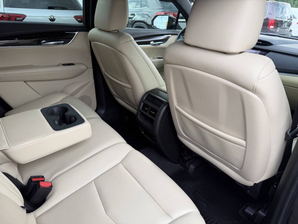 2019 Cadillac XT5 Image 42