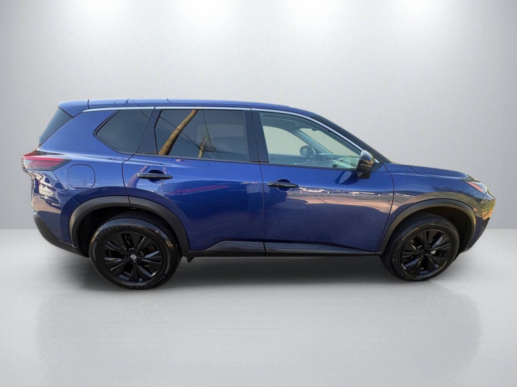 2021 Nissan Rogue Image 8