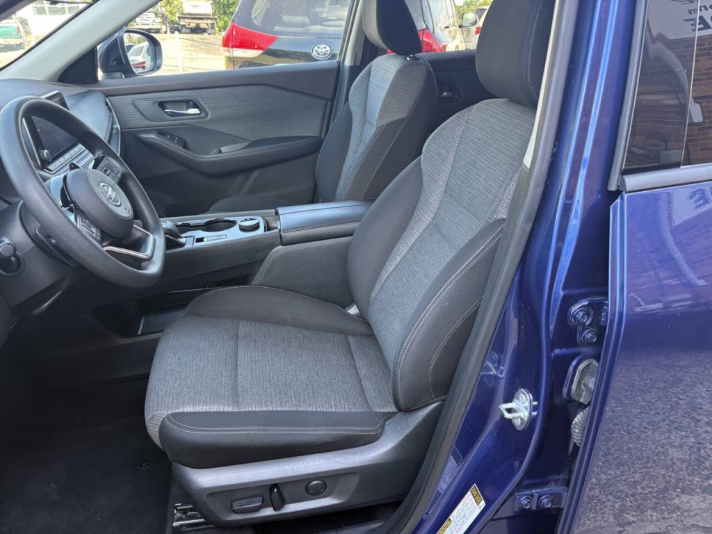 2021 Nissan Rogue Image 10