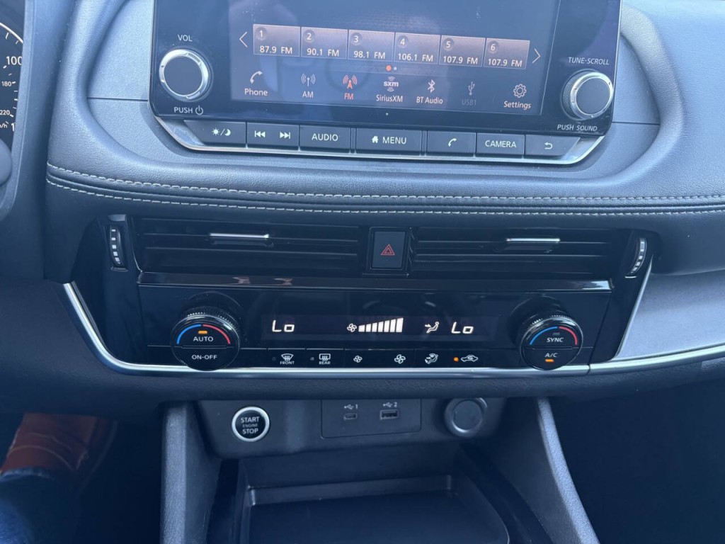 2021 Nissan Rogue Image 18