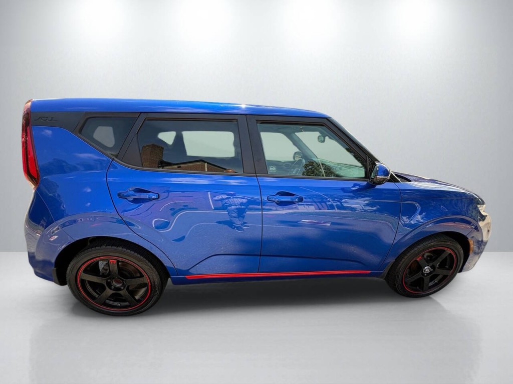 2021 Kia Soul Image 8
