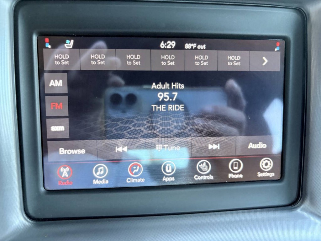 2020 Dodge Charger Image 17