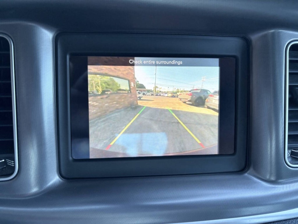 2020 Dodge Charger Image 18