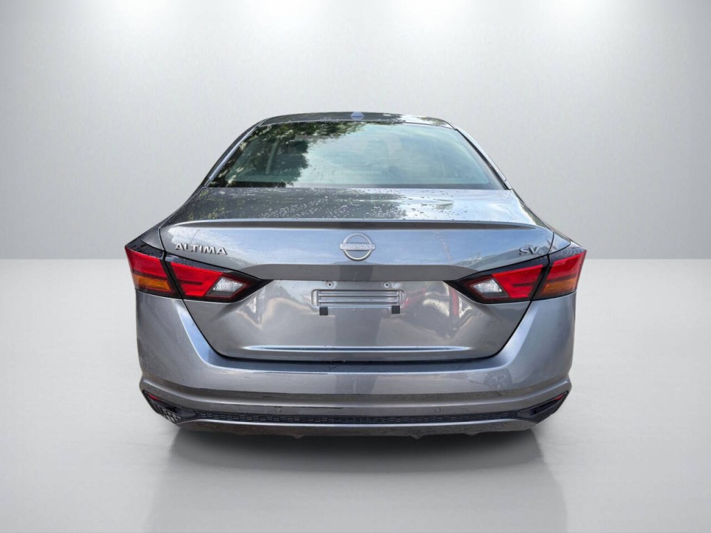 2023 Nissan Altima Image 6