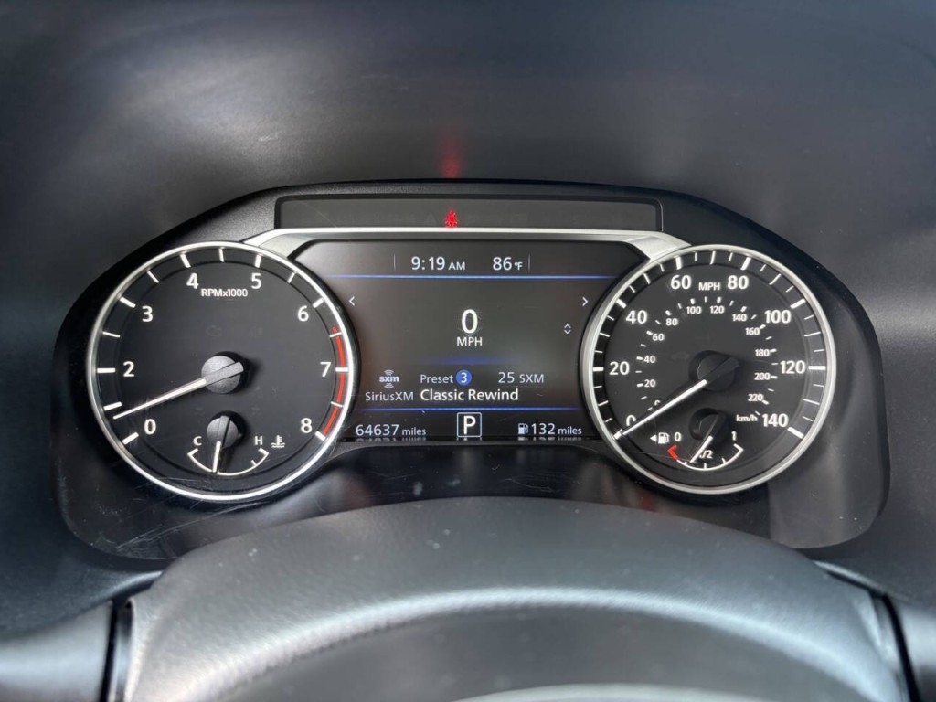 2023 Nissan Altima Image 15
